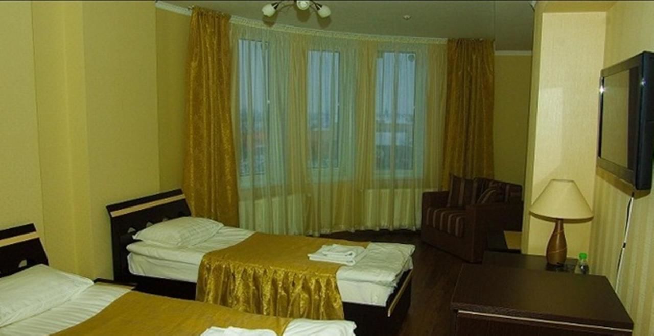 Отель Hotel Deluxe Городенка-19
