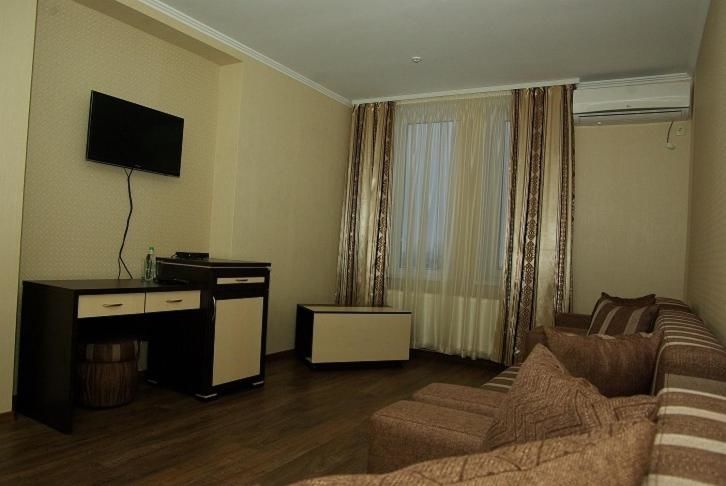 Отель Hotel Deluxe Городенка-12